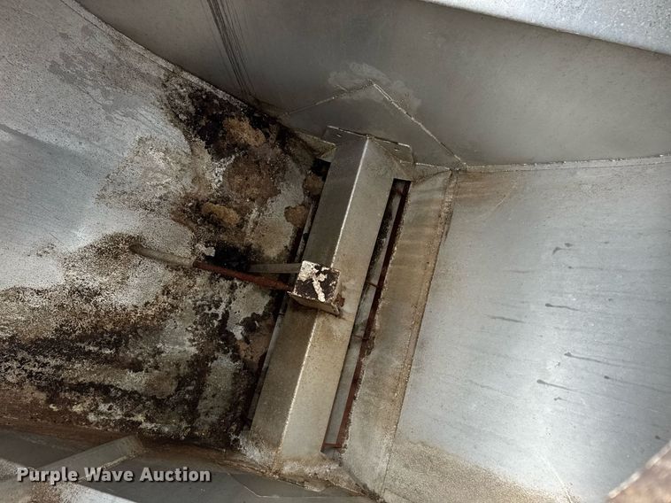 image for item DW1959 2006 Ledwell feed delivery trailer