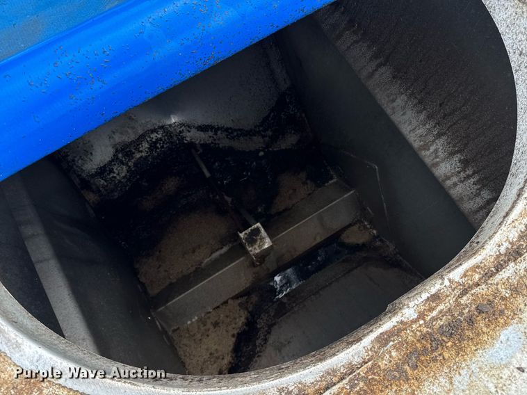 image for item DW1959 2006 Ledwell feed delivery trailer