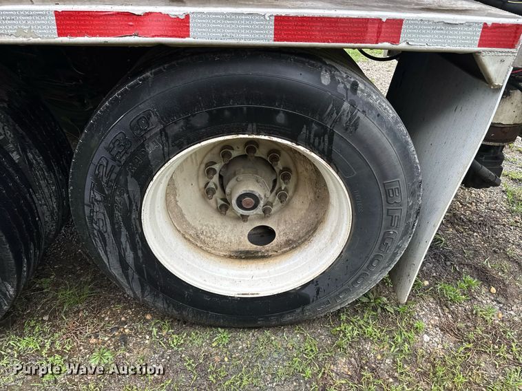 image for item DW1959 2006 Ledwell feed delivery trailer