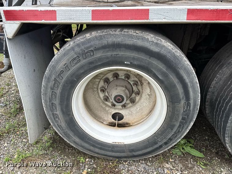 image for item DW1959 2006 Ledwell feed delivery trailer