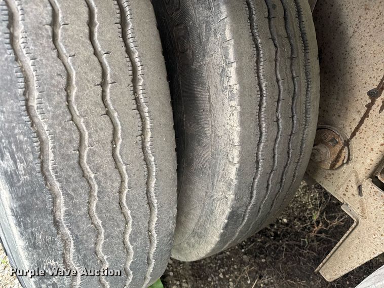 image for item DW1959 2006 Ledwell feed delivery trailer