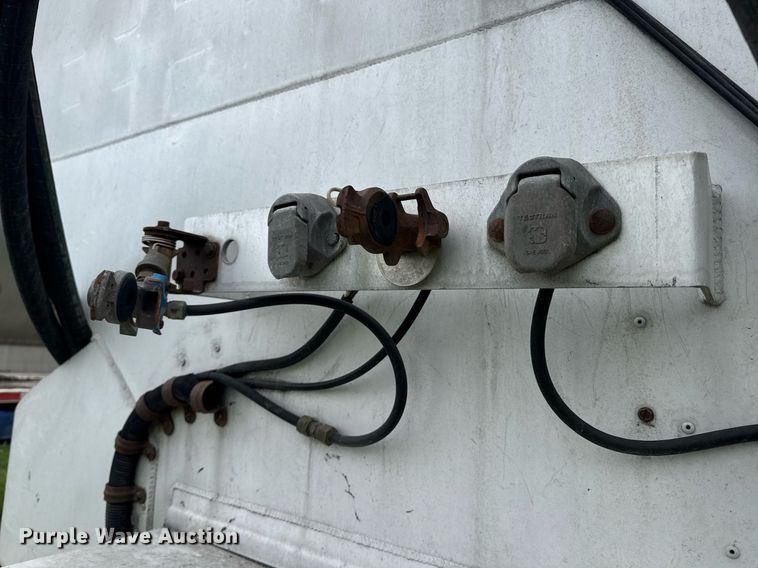 image for item DW1960 1997 Ledwell feed delivery trailer