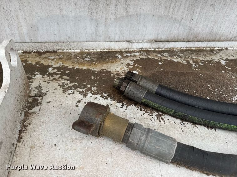 image for item DW1960 1997 Ledwell feed delivery trailer