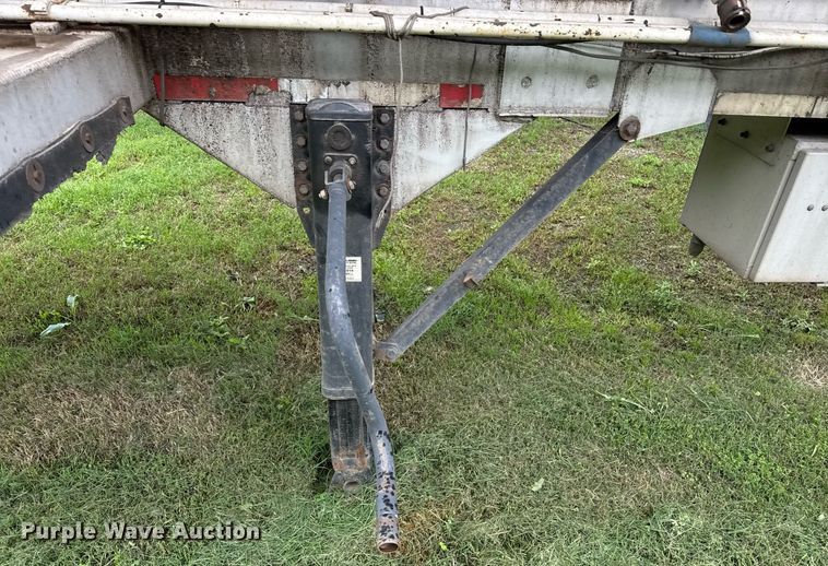 image for item DW1960 1997 Ledwell feed delivery trailer