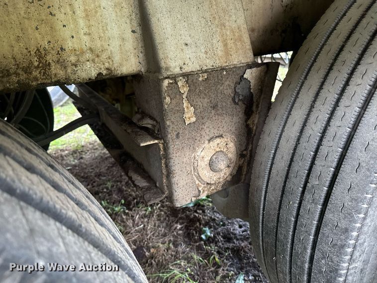 image for item DW1960 1997 Ledwell feed delivery trailer