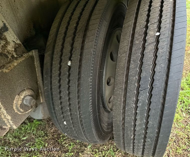 image for item DW1960 1997 Ledwell feed delivery trailer