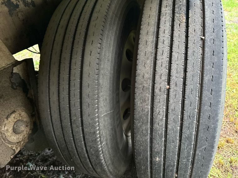 image for item DW1960 1997 Ledwell feed delivery trailer