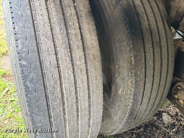 image for item DW1960 1997 Ledwell feed delivery trailer