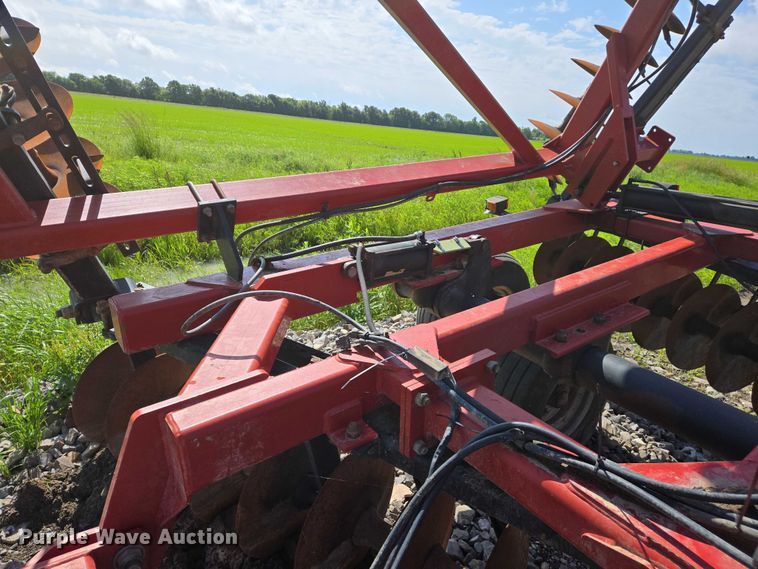 image for item DW7024 2008 Case IH 340 tandem disk