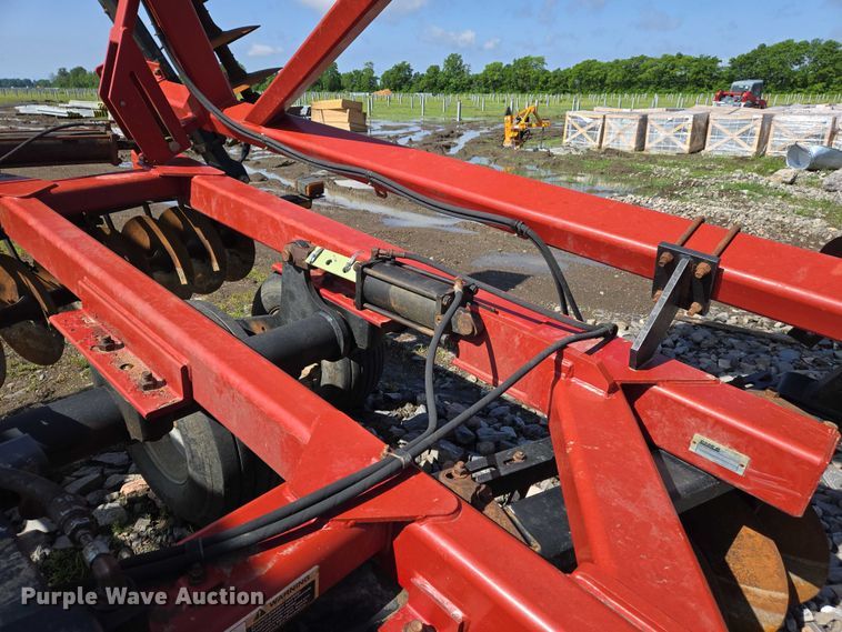 image for item DW7024 2008 Case IH 340 tandem disk