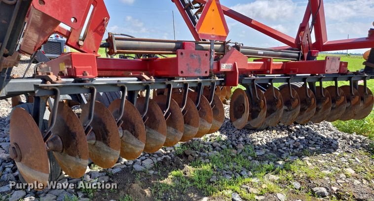 image for item DW7024 2008 Case IH 340 tandem disk