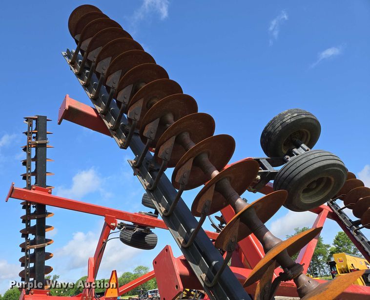 image for item DW7024 2008 Case IH 340 tandem disk