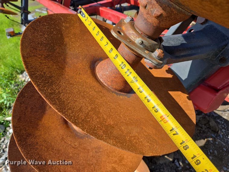 image for item DW7024 2008 Case IH 340 tandem disk