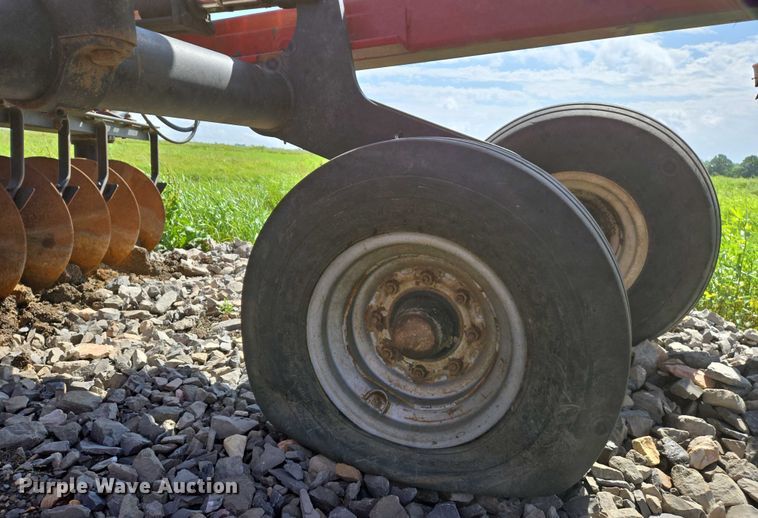 image for item DW7024 2008 Case IH 340 tandem disk
