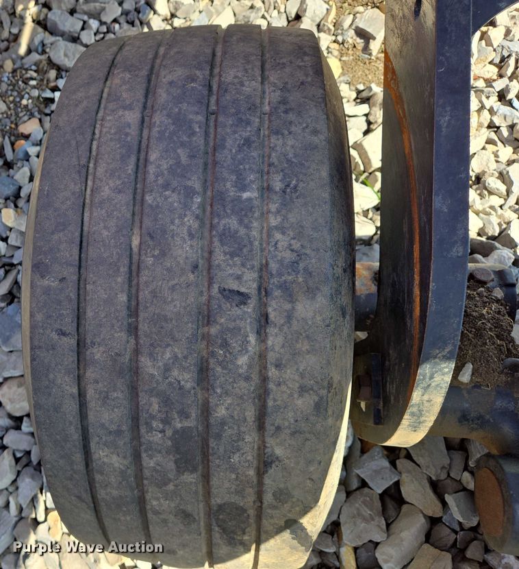 image for item DW7024 2008 Case IH 340 tandem disk