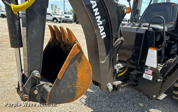 image for item DY0014 2016 Yanmar YT235 MFWD tractor