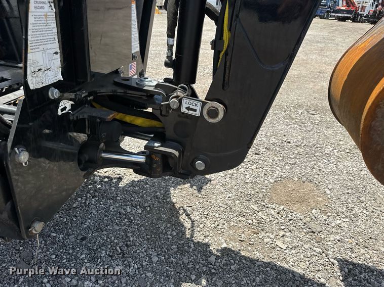 image for item DY0014 2016 Yanmar YT235 MFWD tractor