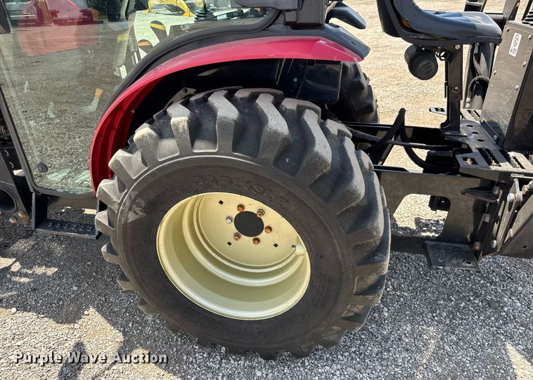 image for item DY0014 2016 Yanmar YT235 MFWD tractor