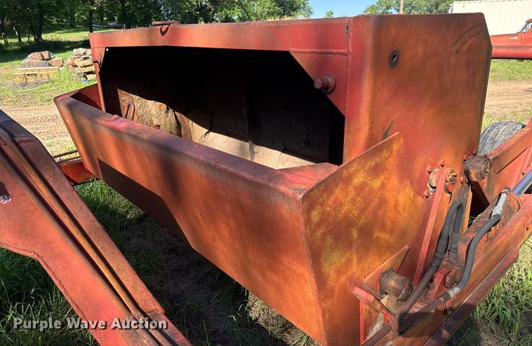 image for item DY0137 Rowse scraper