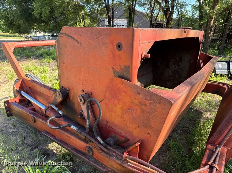 image for item DY0137 Rowse scraper