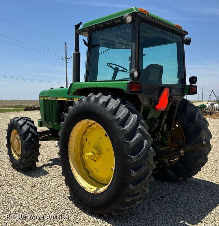 image for item DY0156 John Deere 4040 MFWD tractor