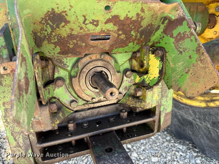 image for item DY0156 John Deere 4040 MFWD tractor