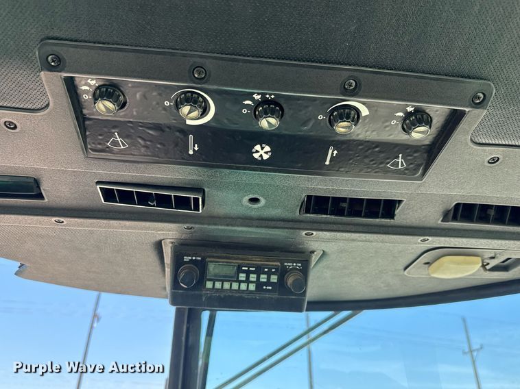 image for item DY0156 John Deere 4040 MFWD tractor