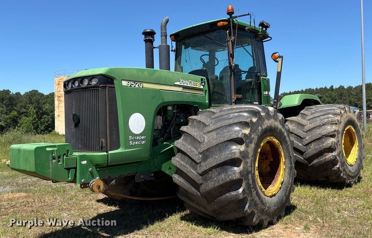image for item DY0463 2007 John Deere 9520 Scraper Special 4WD tractor