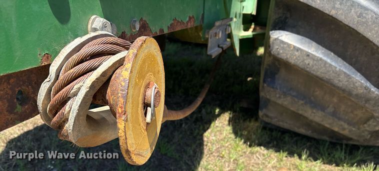 image for item DY0463 2007 John Deere 9520 Scraper Special 4WD tractor