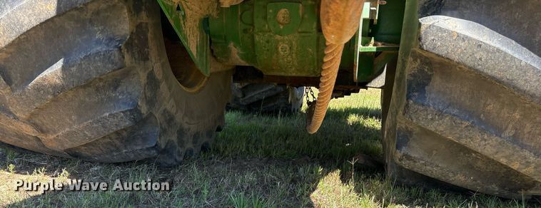 image for item DY0463 2007 John Deere 9520 Scraper Special 4WD tractor