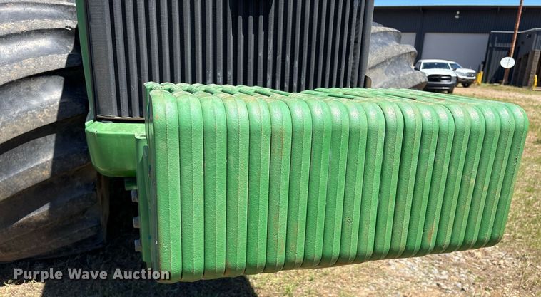 image for item DY0463 2007 John Deere 9520 Scraper Special 4WD tractor