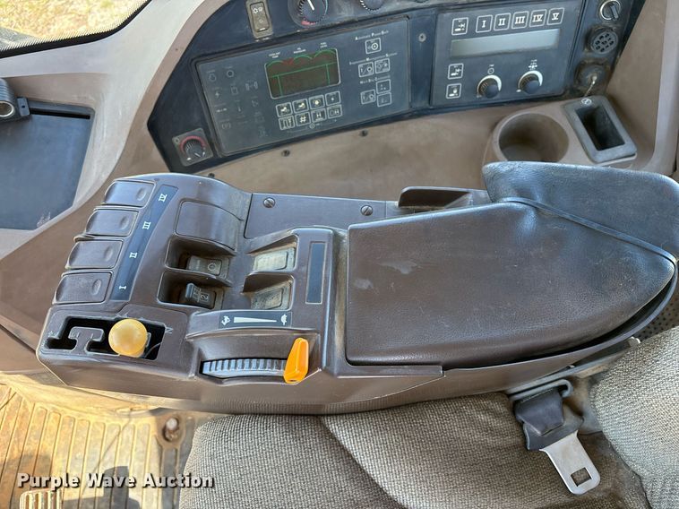 image for item DY0463 2007 John Deere 9520 Scraper Special 4WD tractor