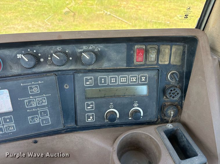 image for item DY0463 2007 John Deere 9520 Scraper Special 4WD tractor