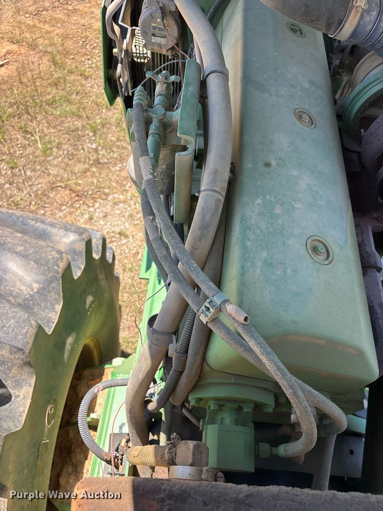 image for item DY0463 2007 John Deere 9520 Scraper Special 4WD tractor