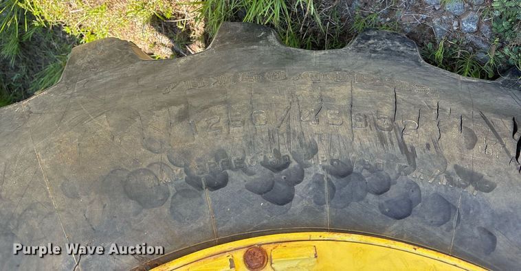 image for item DY0463 2007 John Deere 9520 Scraper Special 4WD tractor