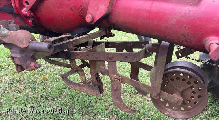 image for item DY0508 International Harvester Farmall Cub tractor