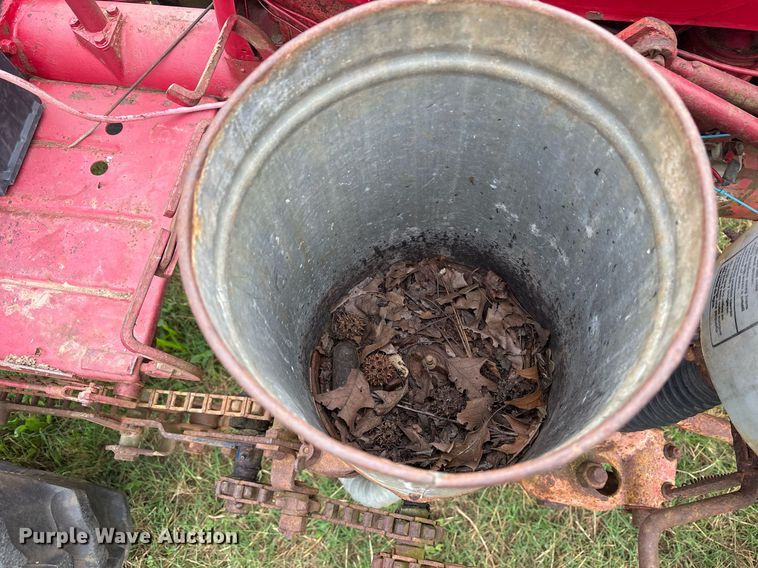 image for item DY0508 International Harvester Farmall Cub tractor