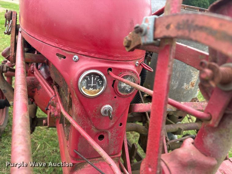 image for item DY0508 International Harvester Farmall Cub tractor