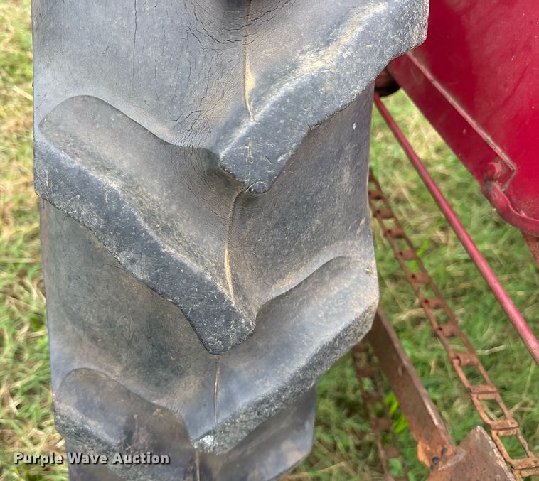 image for item DY0508 International Harvester Farmall Cub tractor