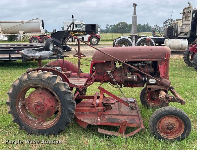 image for item DY0509 International Harvester Farmall tractor