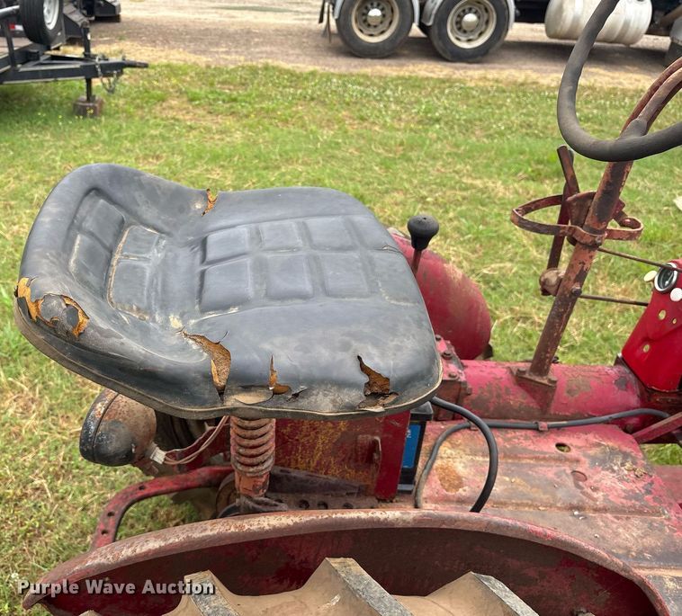 image for item DY0509 International Harvester Farmall tractor