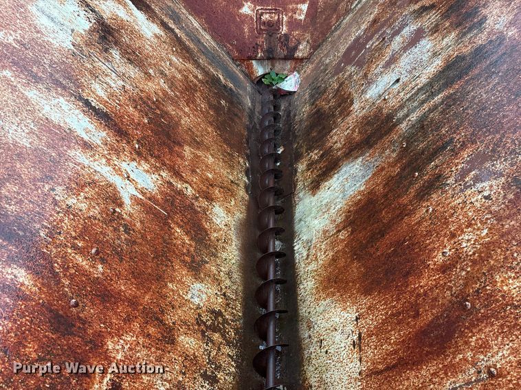 image for item DY0510 Grain cart