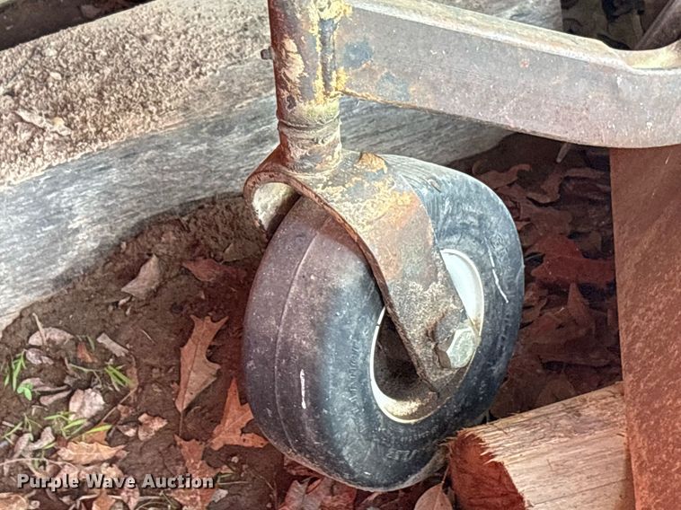 image for item DY0516 King Cutter finish mower