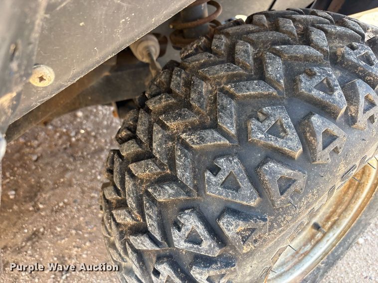 image for item DY2496 2010 Kawasaki utility vehicle