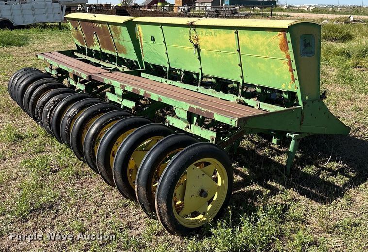 image for item DY2513 (2) John Deere grain drills