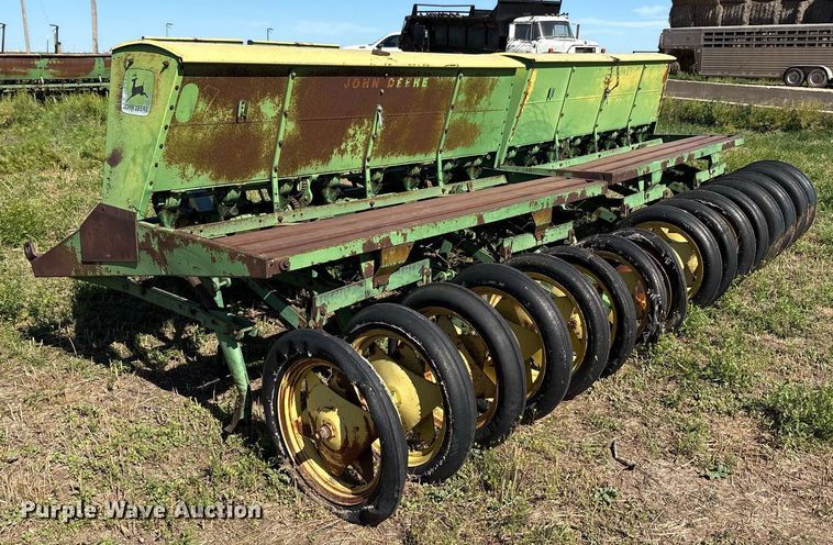 image for item DY2513 (2) John Deere grain drills