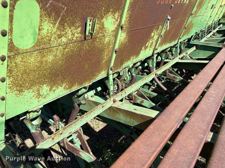 image for item DY2513 (2) John Deere grain drills
