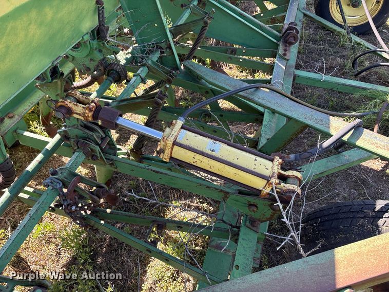 image for item DY2513 (2) John Deere grain drills