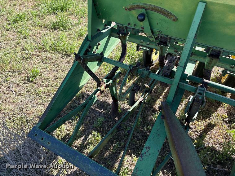 image for item DY2513 (2) John Deere grain drills