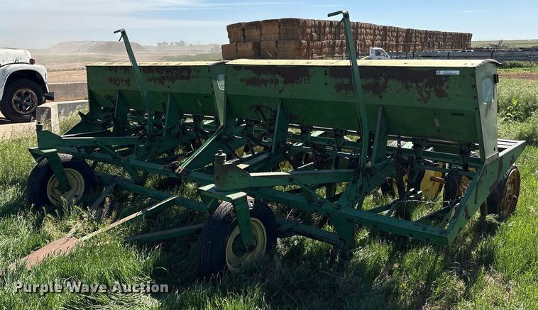 image for item DY2513 (2) John Deere grain drills